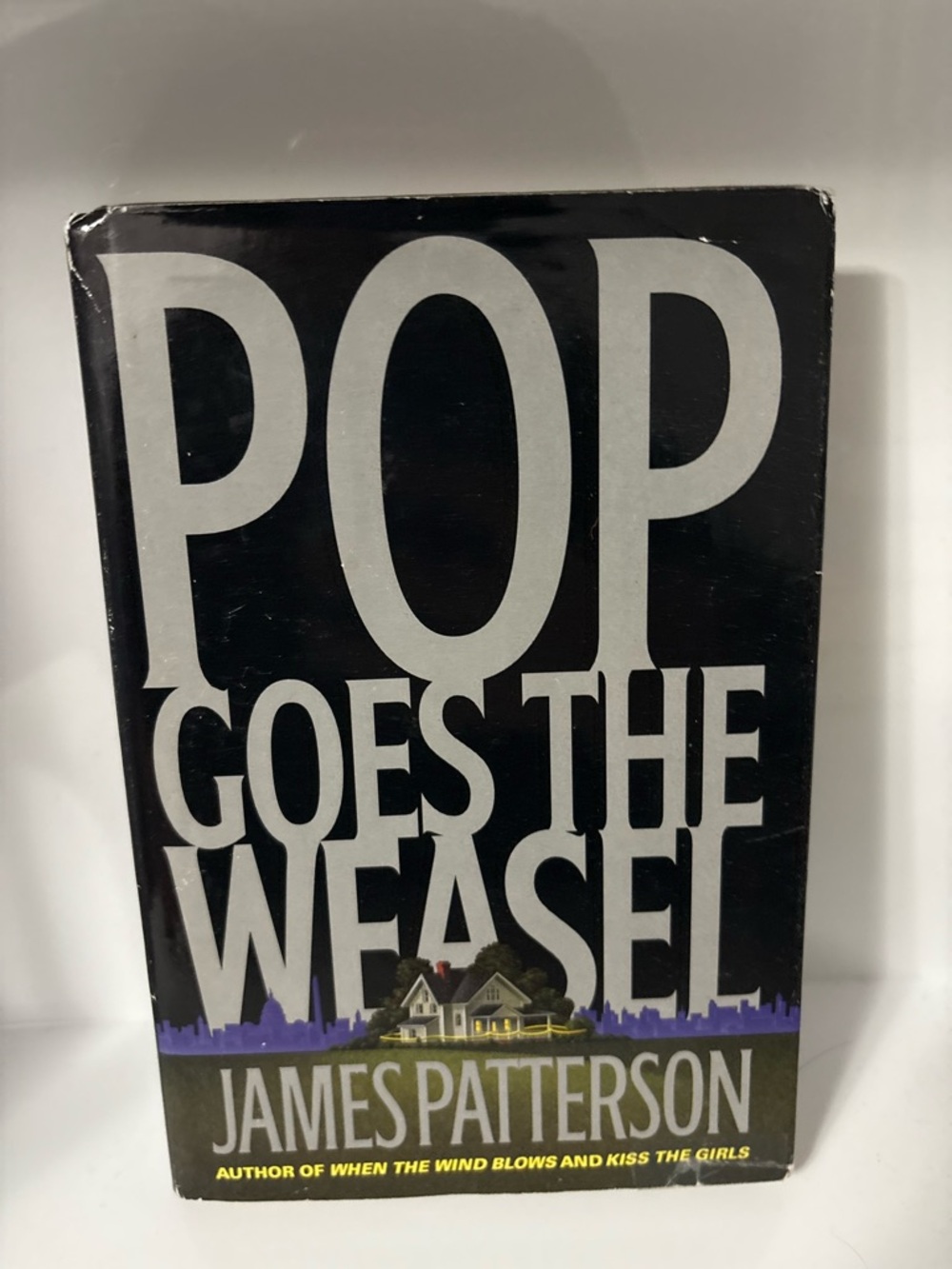 📚 3/$25 📚 James Patterson "Pop Goes the Weasel" Book